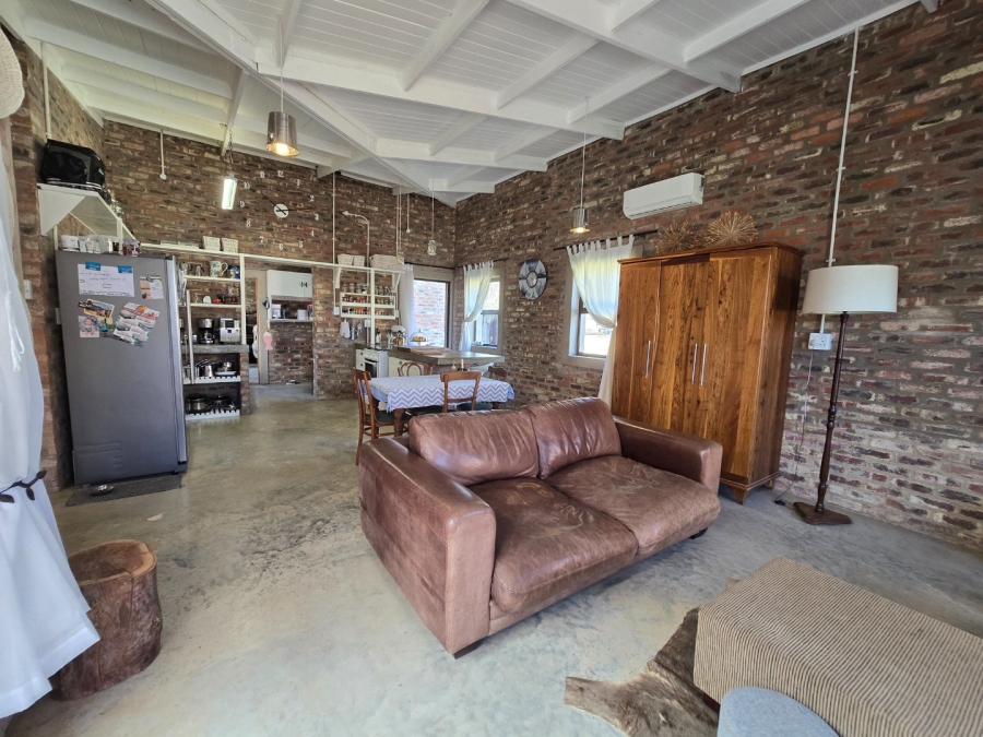 4 Bedroom Property for Sale in Viljoenskroon Rural Free State
